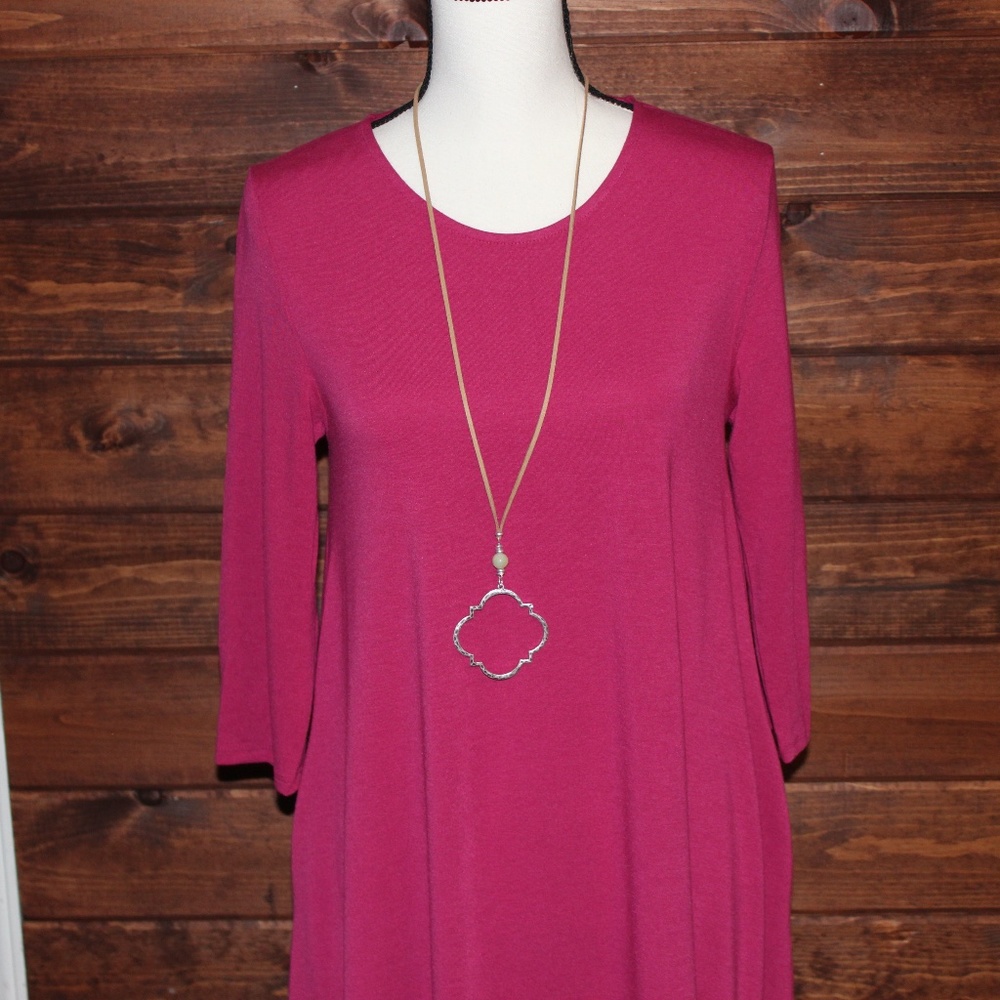 Women's 3/4 Sleeve Swing Tunic w/pocket Magenta